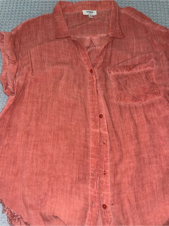 Umgee Tops - Umgee Coral Short-Sleeve Button Down Shirt